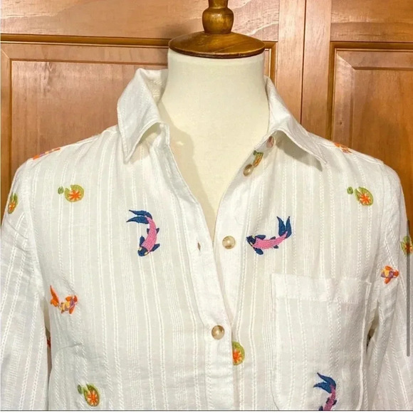 Anthropologie Maeve Koi Embroidered Button Down Size 2 - Picture 3 of 15